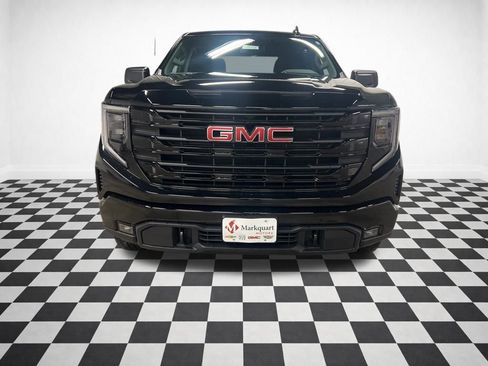 New 2026 GMC Sierra 1500 Elevation image 3