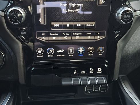 Used 2020 RAM 1500 Big Horn image 24