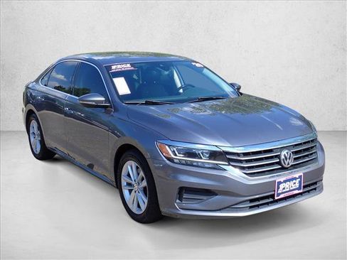 Used 2020 Volkswagen Passat 2.0T SE FWD image 6