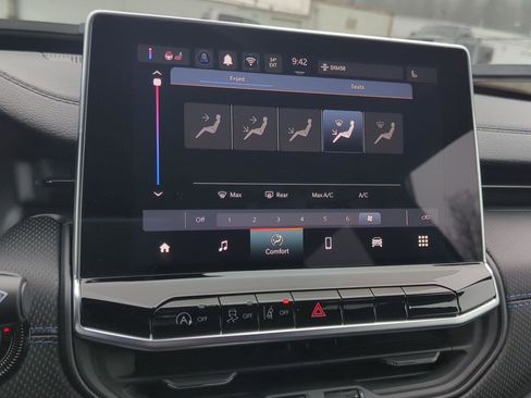 New 2026 Jeep Compass Latitude image 20