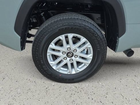 New 2026 Toyota Tundra SR5 AWD/4WD image 32