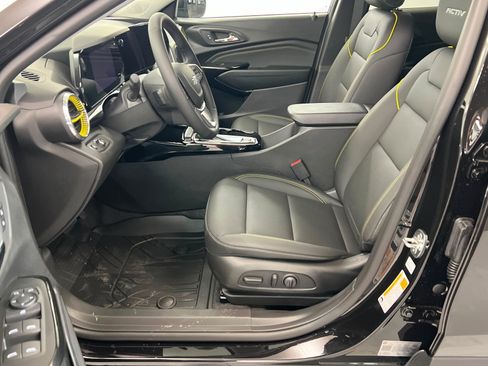 New 2026 Chevrolet Trax ACTIV w/ Driver Confidence Package FWD image 18