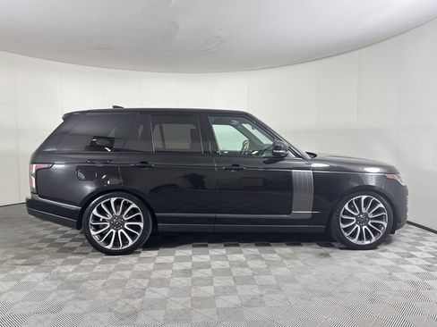 Used 2019 Land Rover Range Rover Supercharged AWD/4WD image 8