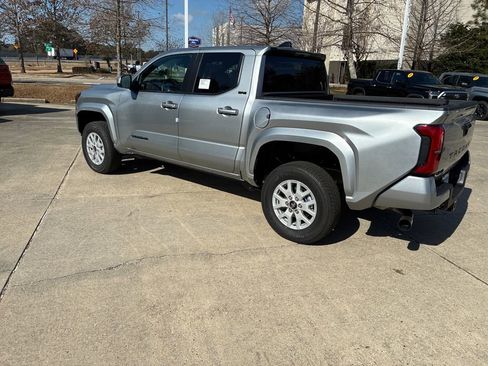 New 2026 Toyota Tacoma SR5 image 3