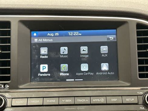 Used 2018 Hyundai Elantra SEL FWD image 11