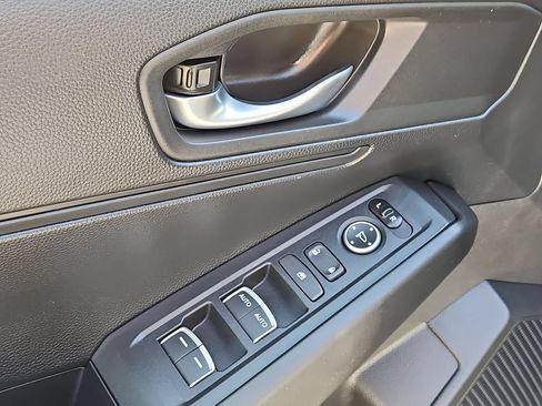Used 2025 Honda Accord LX image 13