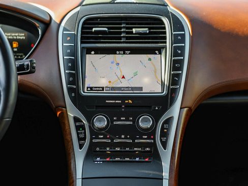 Used 2019 Lincoln Nautilus Black Label image 4