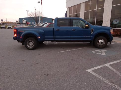 Used 2022 Ford F350 Limited image 7