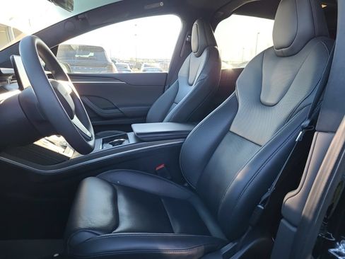 Used 2023 Tesla Model X Plaid AWD/4WD image 4