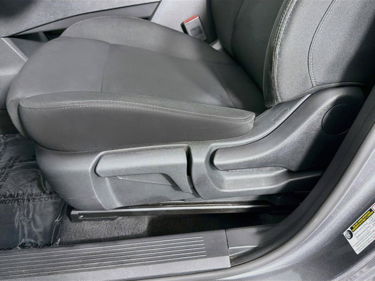 Used 2023 Nissan Rogue S AWD/4WD image 20