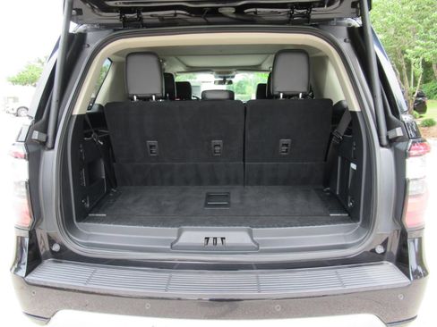 Used 2019 Ford Expedition Platinum AWD/4WD image 41