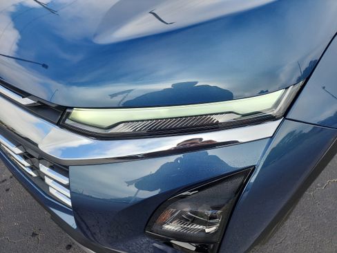 New 2026 Chevrolet Equinox LT w/ Convenience Package II image 7