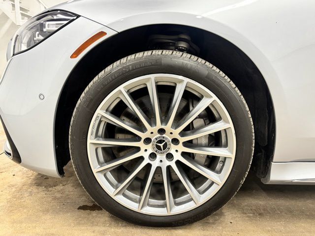 Certified 2023 Mercedes-Benz S 580 4MATIC Sedan image 9