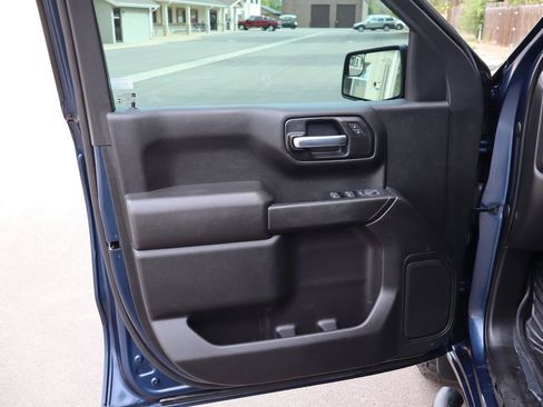 Used 2022 Chevrolet Silverado 1500 Custom Trail Boss w/ Safety Confidence Package AWD/4WD image 23