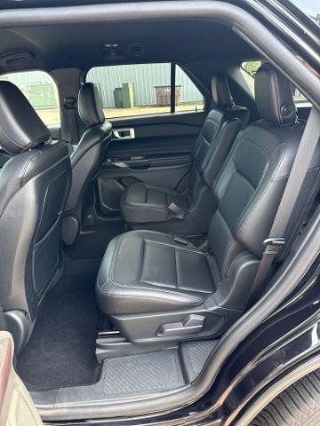 Certified 2020 Ford Explorer XLT w/ Equipment Group 202A AWD/4WD image 10