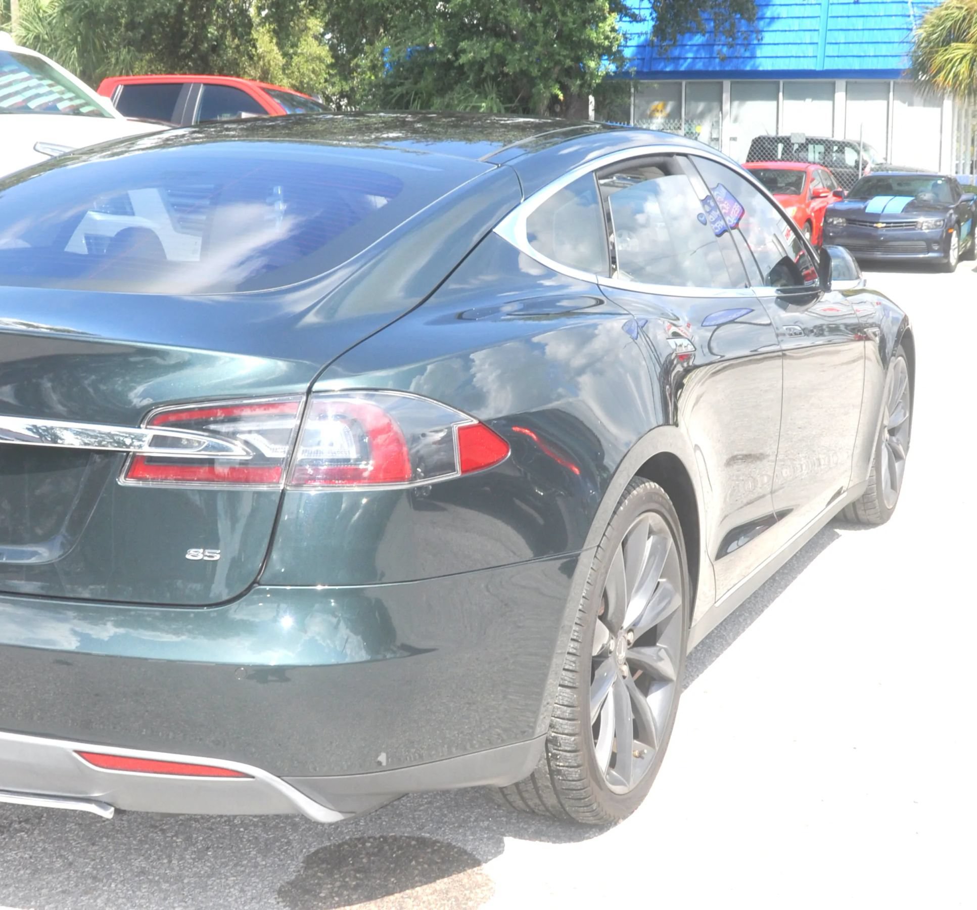 Used 2014 Tesla Model S 85 RWD image 15