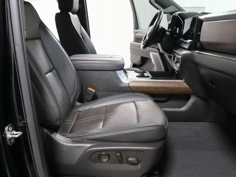 Used 2024 Chevrolet Silverado 2500 High Country w/ High Country Premium Package image 30