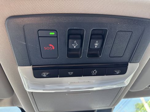 Certified 2025 Nissan Rogue SV w/ SV Premium Package AWD/4WD image 18