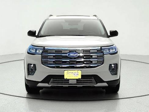 Certified 2025 Ford Explorer Active w/ Active Comfort Package RWD image 2