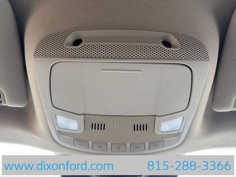 Used 2024 Ford Expedition XLT image 19