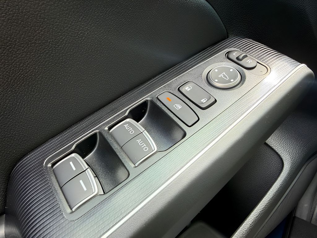 Certified 2025 Honda Civic Sport Touring image 24