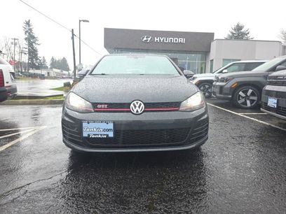 Used 2017 Volkswagen GTI SE