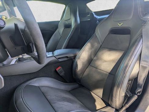 Used 2018 Chevrolet Corvette Z06 image 24