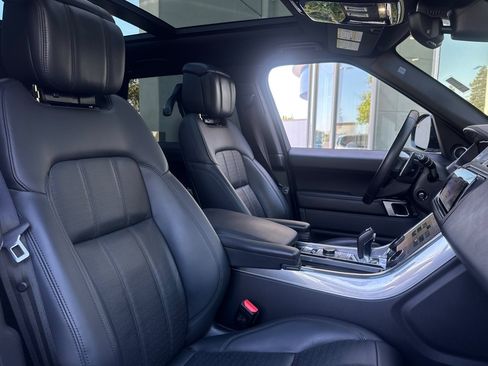 Used 2018 Land Rover Range Rover Sport HSE Dynamic AWD/4WD image 31