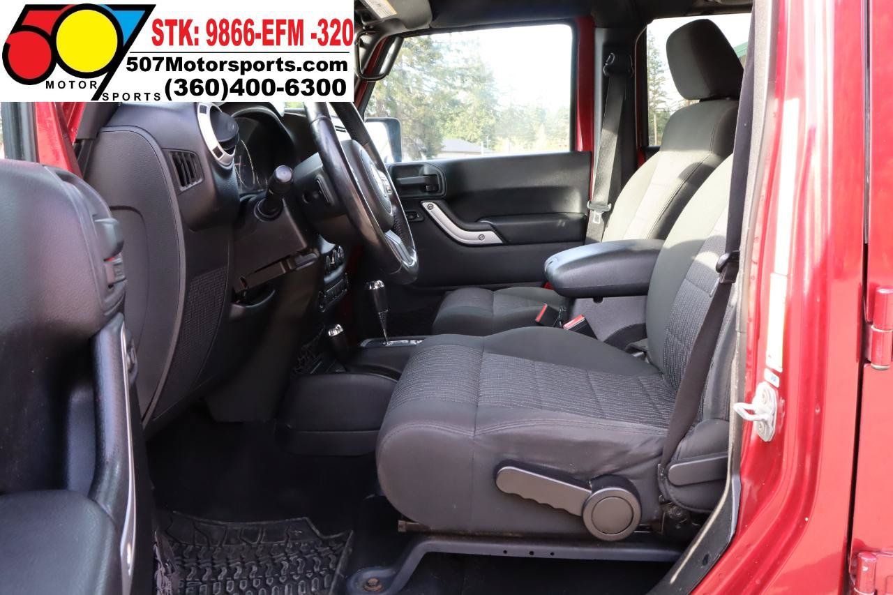 Used 2012 Jeep Wrangler Unlimited Sahara w/ Connectivity Group AWD/4WD image 12