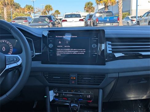 New 2026 Volkswagen Jetta SE image 17