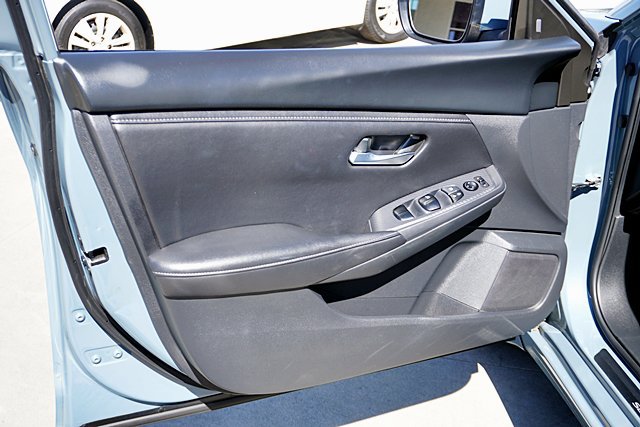 Used 2024 Nissan Sentra SV FWD image 31