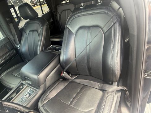 Used 2021 Ford Expedition Limited AWD/4WD image 13