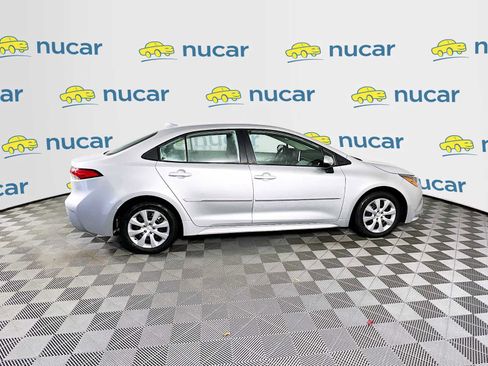 Used 2020 Toyota Corolla LE image 8