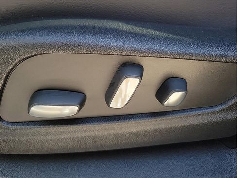 New 2025 Cadillac XT6 Sport w/ Technology Package image 15