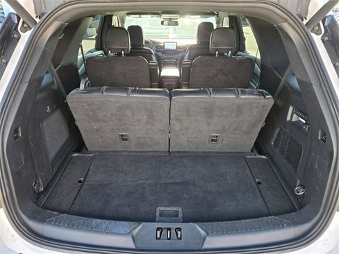 Used 2020 Ford Explorer Limited image 20