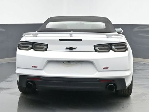 Used 2021 Chevrolet Camaro LT w/ RS Package image 13