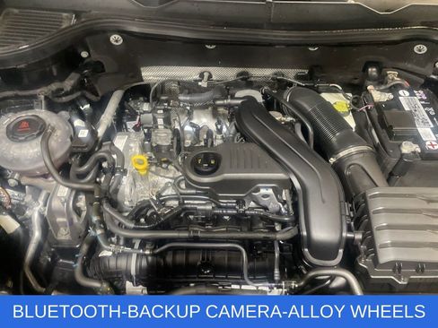 Used 2022 Volkswagen Taos SE AWD/4WD image 34