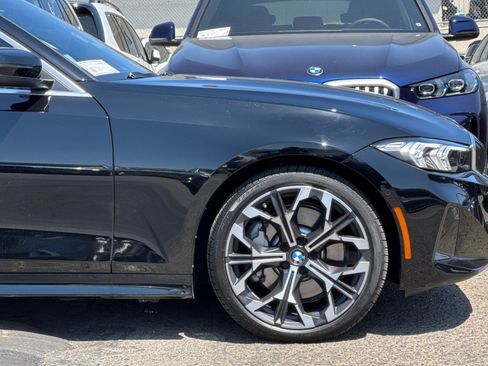 Used 2025 BMW 330i Sedan w/ Premium Package RWD image 34