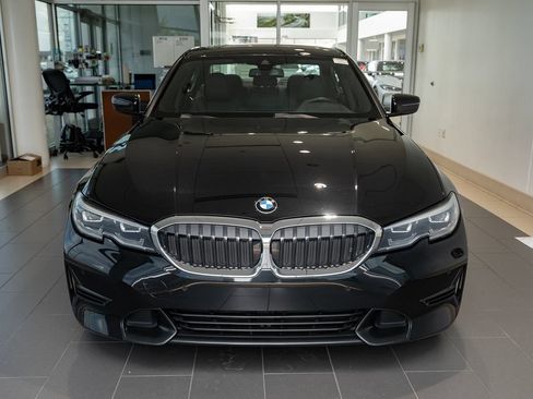 Used 2021 BMW 330i xDrive Sedan w/ Premium Package AWD/4WD image 11