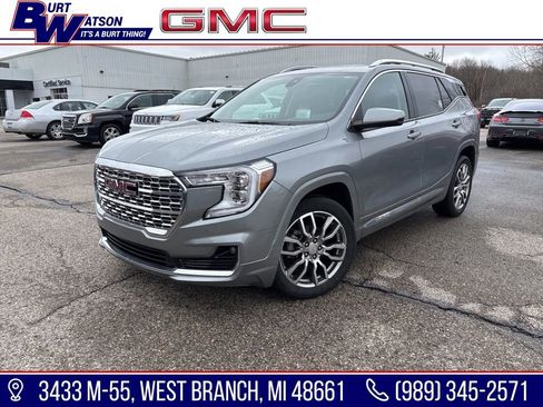 Used 2023 GMC Terrain Denali w/ Denali Premium Package AWD/4WD image 1