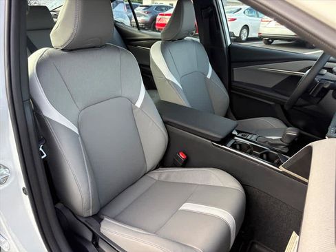 Used 2026 Toyota Camry SE FWD image 16