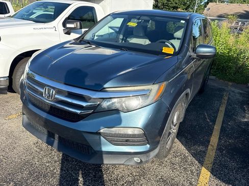 Used 2016 Honda Pilot EX image 1
