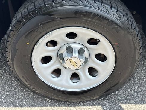 Used 2009 Chevrolet Silverado 1500 W/T RWD image 14