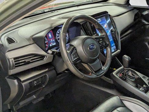 Used 2024 Subaru Crosstrek 2.5i Limited w/ Popular Package #3 image 10