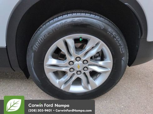 Used 2019 Chevrolet Blazer LT FWD image 32