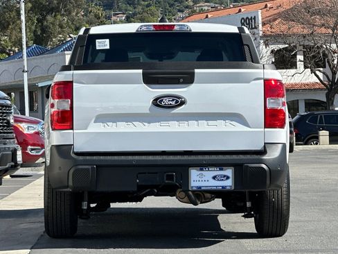 New 2026 Ford Maverick XLT image 4
