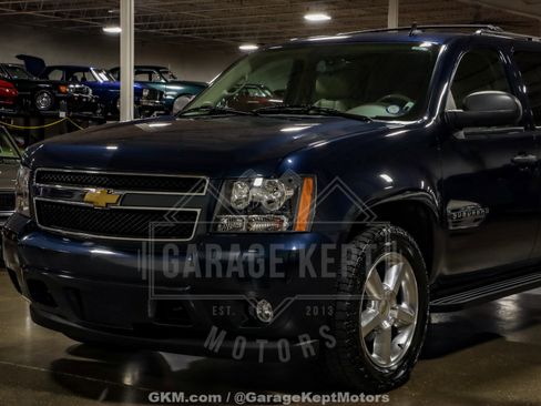 Used 2012 Chevrolet Suburban LT image 22