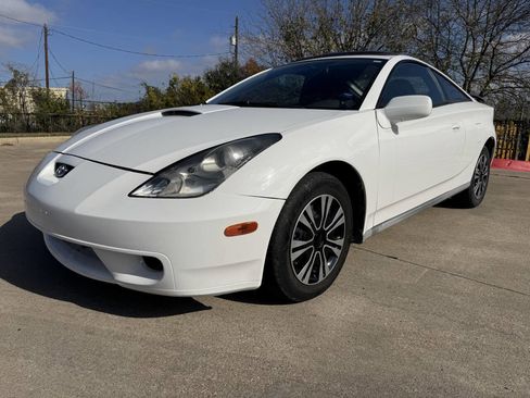 Used 2001 Toyota Celica GT image 1