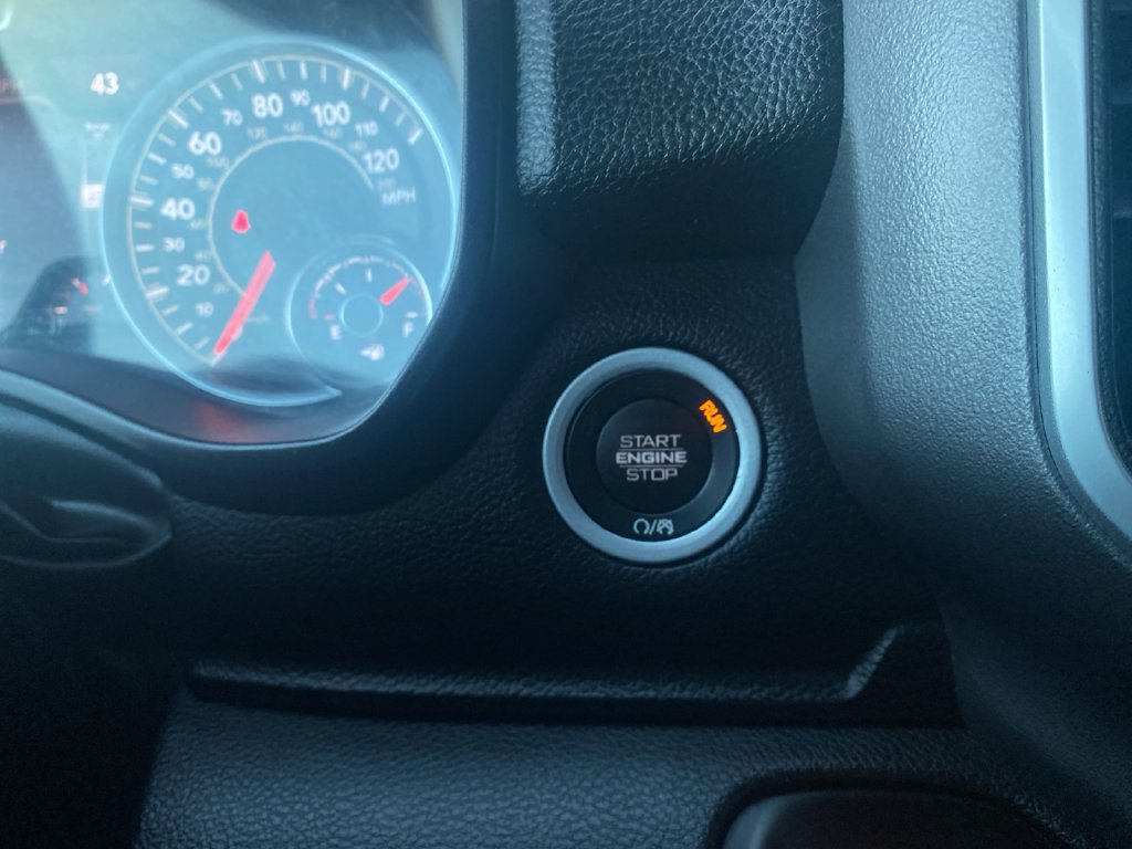 Used 2023 RAM 1500 Big Horn AWD/4WD image 20