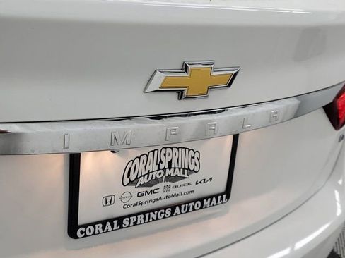 Used 2019 Chevrolet Impala LT FWD image 9